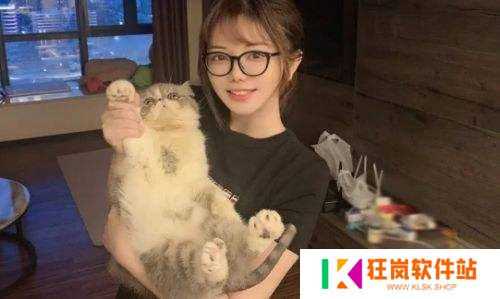 刘飞儿打算买小米su7，不料遭父母接连劝阻，称有60w不如买别的车
