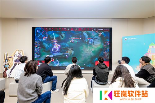 鸿蒙原生游戏强得飞起！新乐趣新体验引爆200+门店