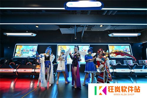 《魔灵召唤》首次登陆沈阳，人气选手集结，现场气氛火热！